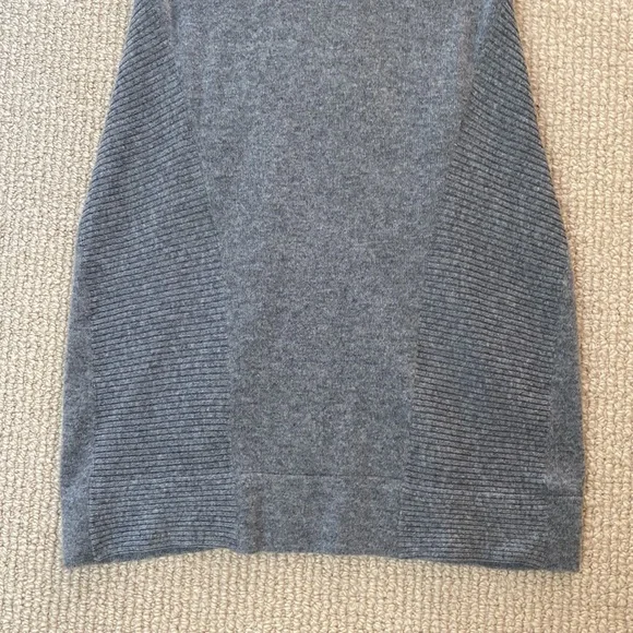 Christopher Fischer Sleveless Cashmere Dress - Picture 2 of 13